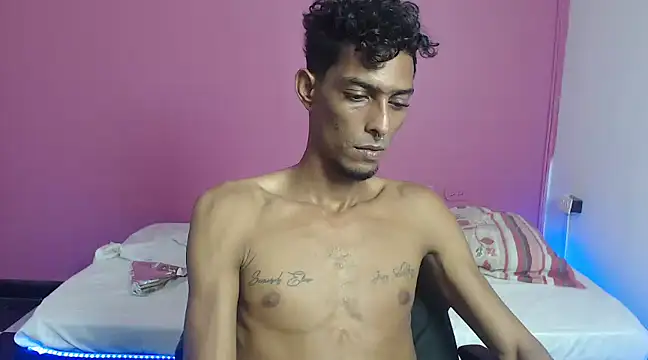 Snapshot of Albertwd420 chatting on December 21, 3:36 am Albertwd420 online show from December 21, 3:36 am