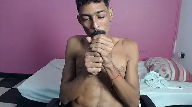 Snapshot of Albertwd420 chatting on February 17, 5:32 pm Albertwd420 online show from February 17, 5:32 pm