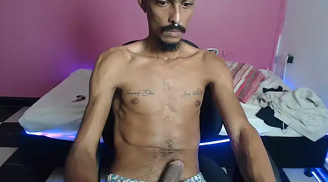 Snapshot of Albertwd420 chatting on February 22, 1:22 am Albertwd420 online show from February 22, 1:22 am