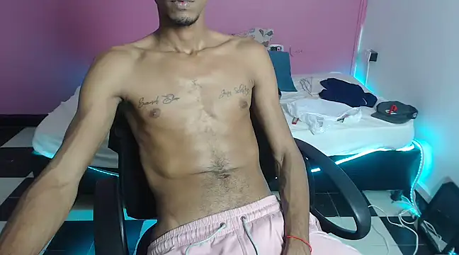 Snapshot of Albertwd420 chatting on March 19, 4:36 am Albertwd420 online show from March 19, 4:36 am