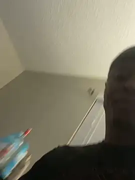 Snapshot of megstarzxxx chatting on October 5, 12:42 am megstarzxxx online show from October 5, 12:42 am