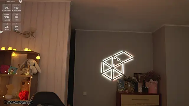 ManiFreyja online show from October 11, 8:29 pm