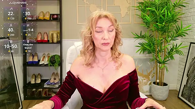 LadyLeea online show from March 26, 6:08 am