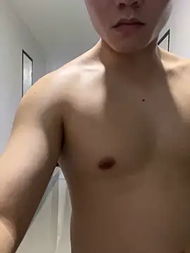 Snapshot of thehornyboyz chatting on February 19, 7:05 pm thehornyboyz online show from February 19, 7:05 pm