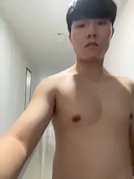 Snapshot of thehornyboyz chatting on March 17, 10:49 am thehornyboyz online show from March 17, 10:49 am