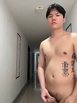 Snapshot of thehornyboyz chatting on October 25, 4:09 am thehornyboyz online show from October 25, 4:09 am