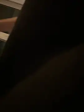 Snapshot of thehornyboyz chatting on January 14, 3:39 pm thehornyboyz online show from January 14, 3:39 pm