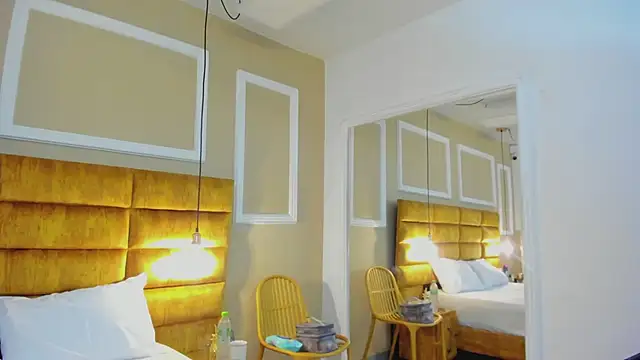 Snapshot of adarussell chatting on February 2, 2:05 pm adarussell online show from February 2, 2:05 pm