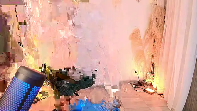 Ladydream1 online show from December 2, 3:23 am