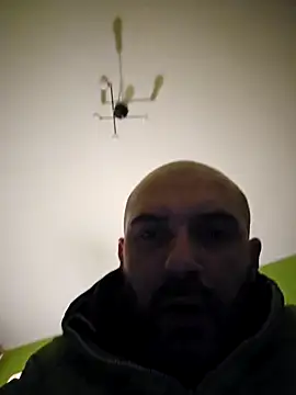Snapshot of STANISLAW621162 chatting on February 27, 1:16 am STANISLAW621162 online show from February 27, 1:16 am