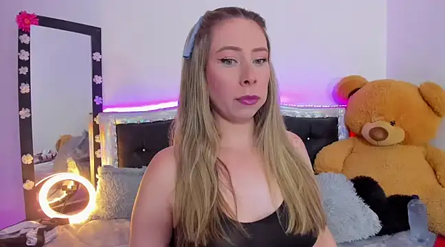 JanneKim online show from January 5, 6:45 pm