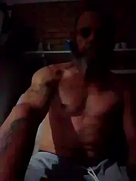 Snapshot of Deonlonely1 chatting on June 11, 1:42 pm Deonlonely1 online show from June 11, 1:42 pm