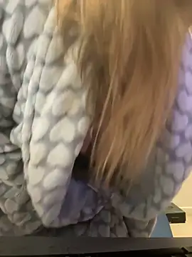 Snapshot of TEMPTING-TAMMY chatting on December 16, 6:18 am TEMPTING-TAMMY online show from December 16, 6:18 am