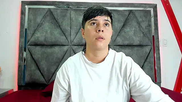 AbbySmiitth  online show from April 22, 9:49 pm