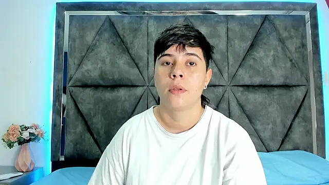 AbbySmiitth  online show from April 23, 10:01 pm