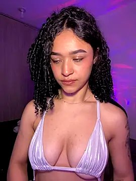 Snapshot of Crystal_Dluna chatting on October 20, 6:08 pm Crystal Dluna online show from October 20, 6:08 pm