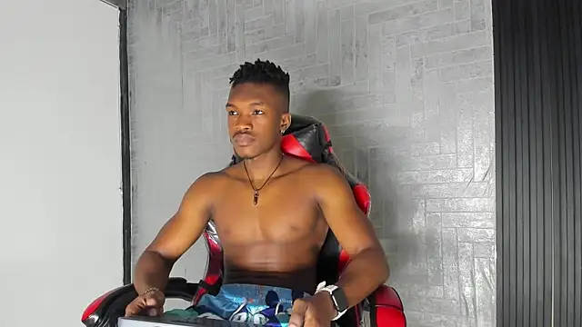 Snapshot of KENDER21_ chatting on October 27, 8:35 pm KENDER21 online show from October 27, 8:35 pm