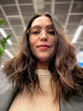 meow girl online show from November 21, 8:02 am