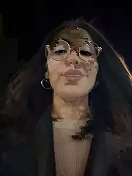 meow girl online show from November 22, 4:50 pm