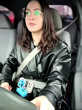 meow girl online show from November 25, 10:04 am