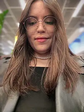 meow girl online show from December 20, 11:06 am