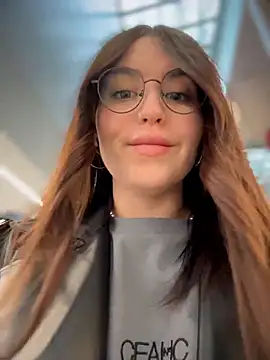 meow girl online show from February 17, 10:01 am