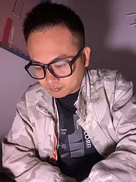 lixiaoshuai8 online show from November 20, 4:23 am