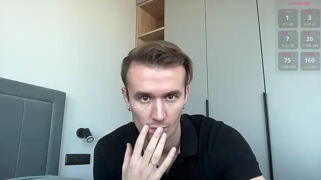 cute mark online show from October 8, 8:23 am