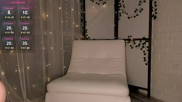 ms elizabethqueen online show from February 1, 7:02 pm