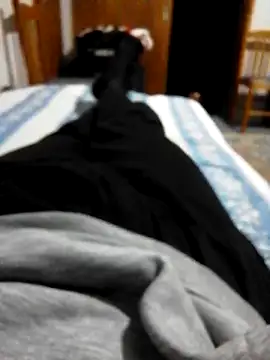 Snapshot of Ntinoslrs chatting on March 19, 8:32 pm Ntinoslrs online show from March 19, 8:32 pm