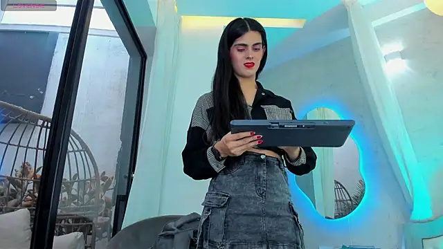 Venusflame   online show from November 15, 11:51 am