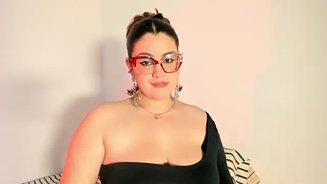 Candelariia  online show from March 17, 6:00 pm