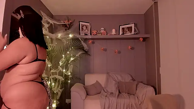 Candelariia  online show from October 1, 11:11 pm