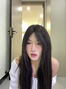 Snapshot of xyebobs chatting on October 18, 1:45 pm xyebobs online show from October 18, 1:45 pm