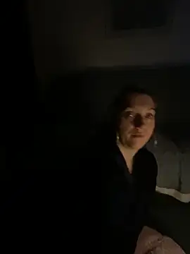 Snapshot of Stoner_BarbieXX chatting on February 28, 10:44 pm Stoner BarbieXX online show from February 28, 10:44 pm