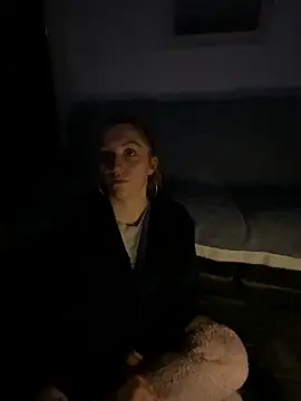 Snapshot of Stoner_BarbieXX chatting on March 13, 10:49 pm Stoner BarbieXX online show from March 13, 10:49 pm