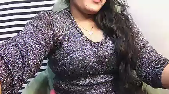 Snapshot of SabrinaNoor chatting on December 23, 8:03 pm SabrinaNoor online show from December 23, 8:03 pm