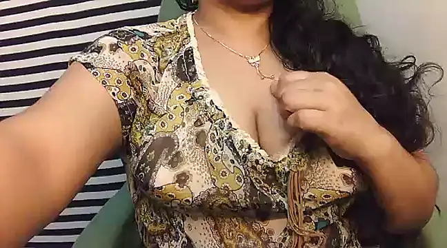 Snapshot of SabrinaNoor chatting on January 11, 6:44 pm SabrinaNoor online show from January 11, 6:44 pm