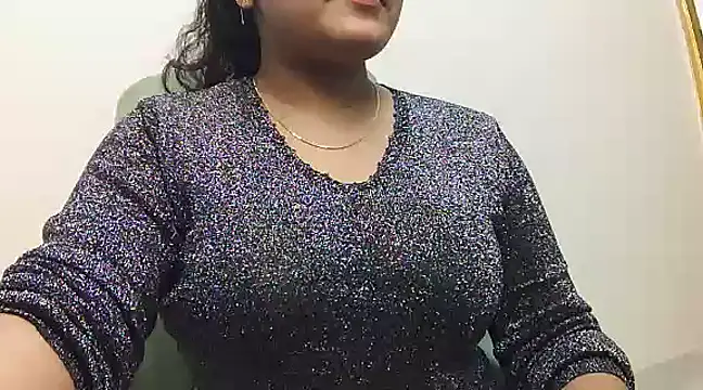 Snapshot of SabrinaNoor chatting on February 15, 12:37 am SabrinaNoor online show from February 15, 12:37 am