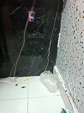 milf-kaira online show from October 15, 4:56 am