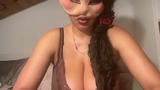 Snapshot of SCARLET-SANTANA chatting on February 21, 9:22 pm SCARLET-SANTANA online show from February 21, 9:22 pm