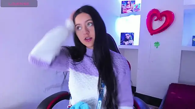 zoe connor19 online show from April 18, 8:20 pm