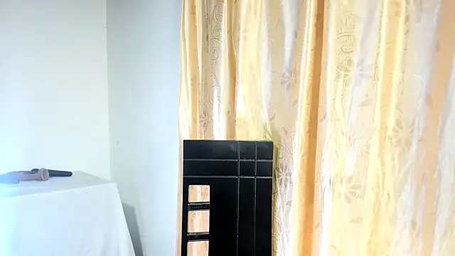 Little aphrodite online show from April 19, 3:39 am