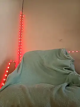 chloewildd  online show from November 10, 3:00 pm