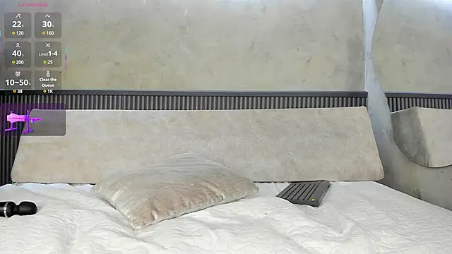Naomi Dasilva online show from February 19, 1:29 am
