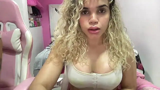 brithneysquirt online show from January 9, 3:48 pm