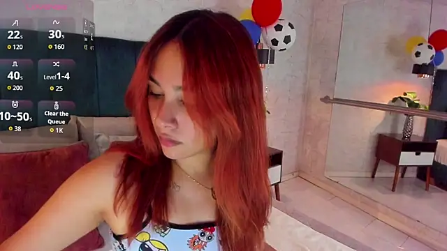 Snapshot of AdeleAndersonn chatting on June 25, 7:51 pm AdeleAndersonn online show from June 25, 7:51 pm