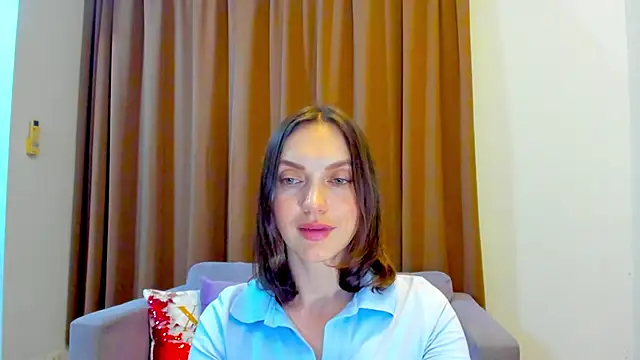 LovelyeeMia online show from October 30, 11:22 am