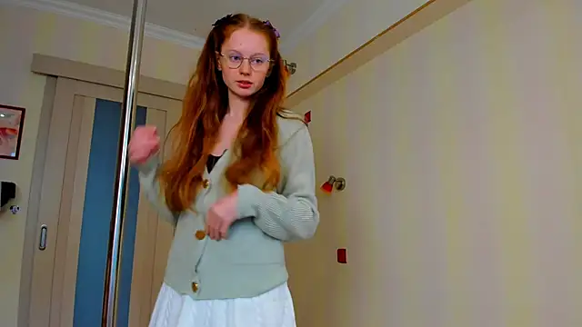 Fire Luna online show from October 12, 6:56 am