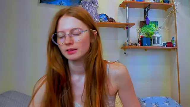 Fire Luna online show from February 18, 5:03 am